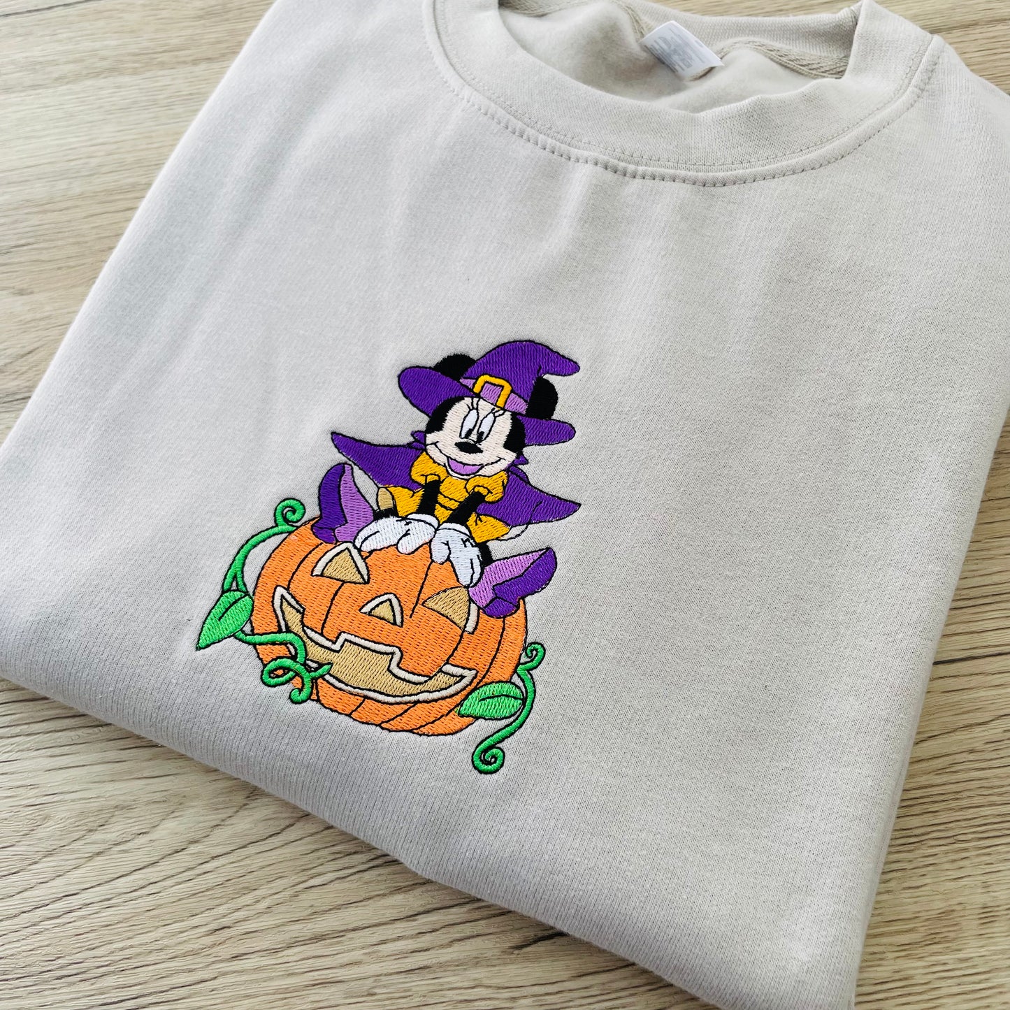 Witch Pumpkin Embroidered Sweatshirt
