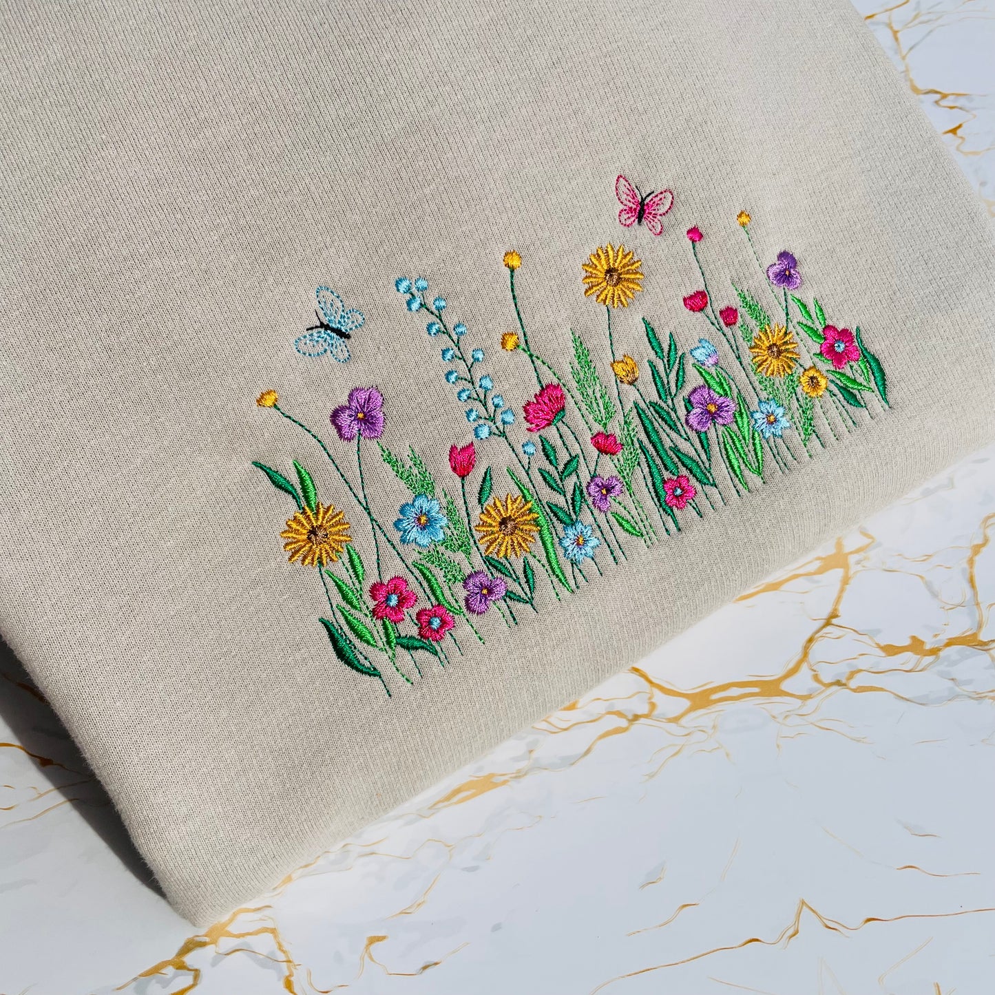 Wild Flowers Embroidered Sweatshirt